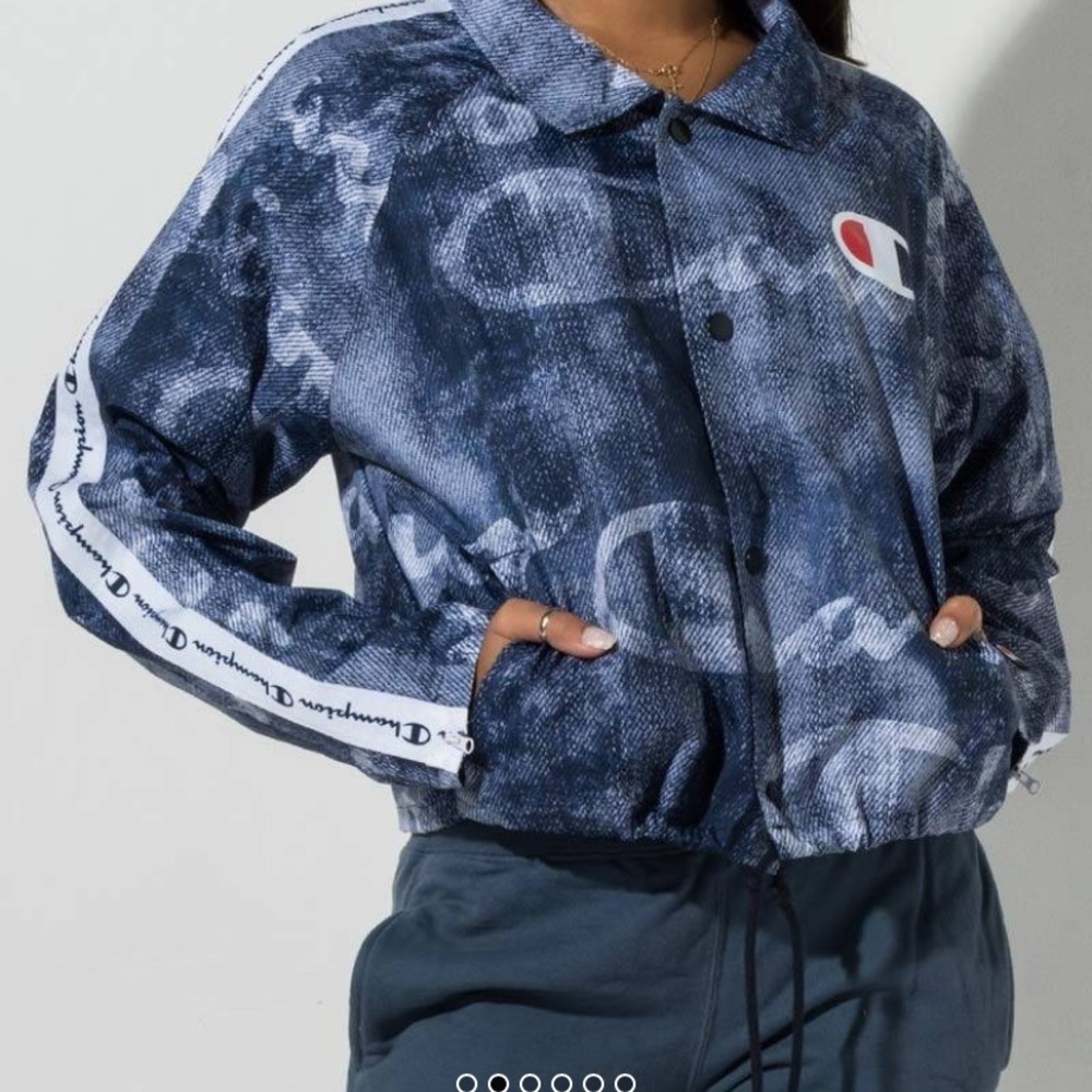 NWT champion cropped coach jacket size S